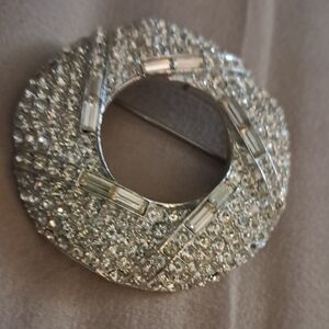 Crystal-Pave Round Brooch - Silver Sparkle